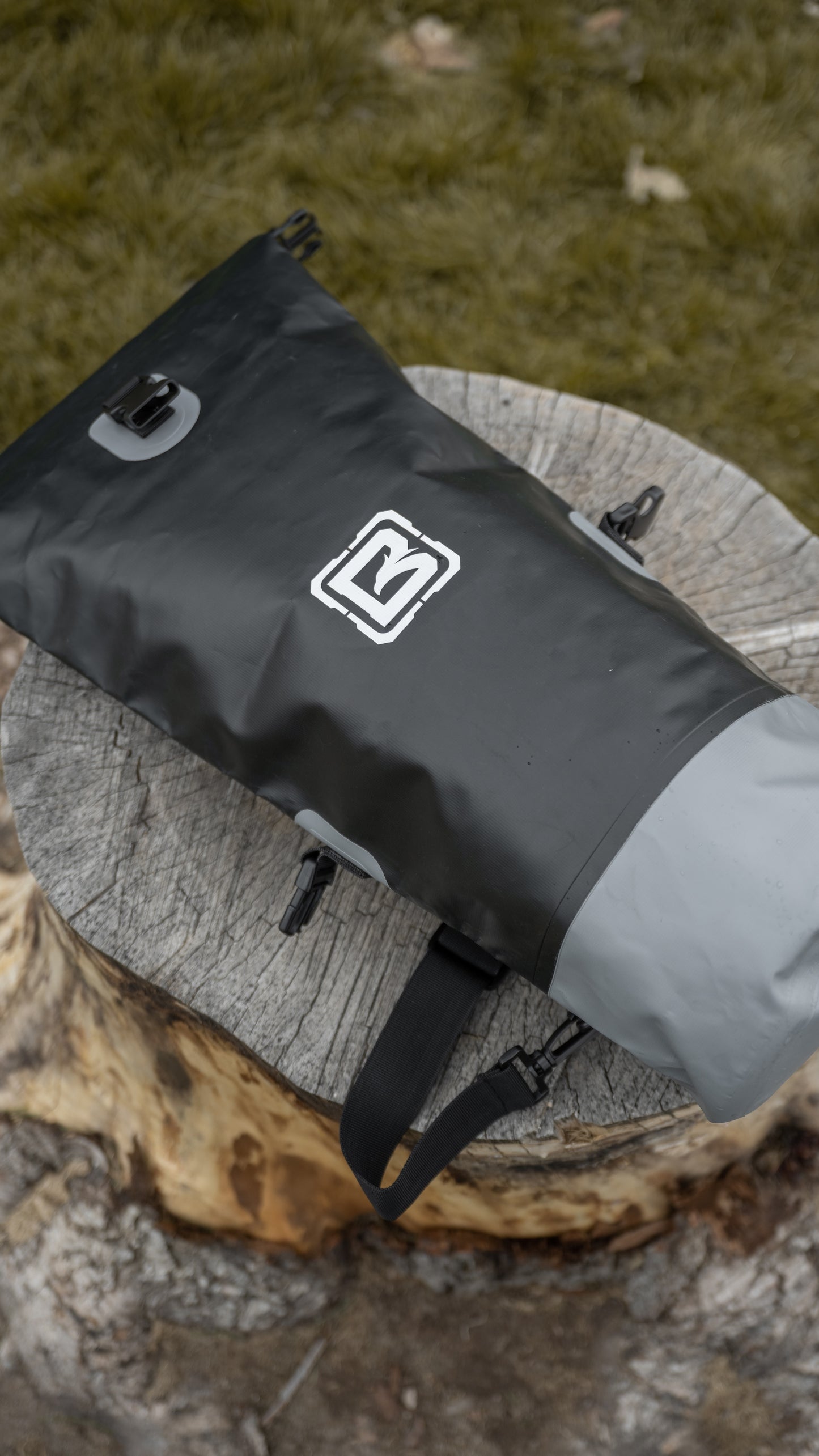 Beakon Dry Bag-Waterproof Roll-Top Adventure Bag for Hiking, Camping & Water Sports